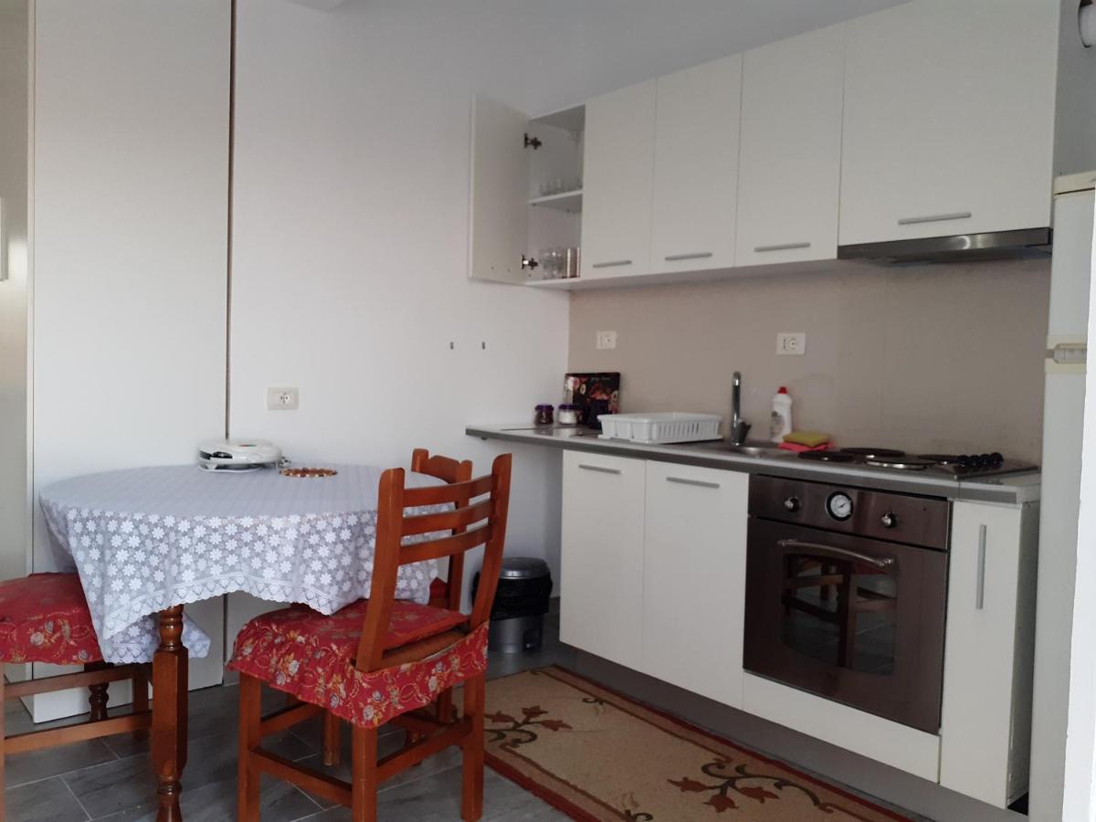Luigi S Fairyview Apartment Sarande Exterior photo